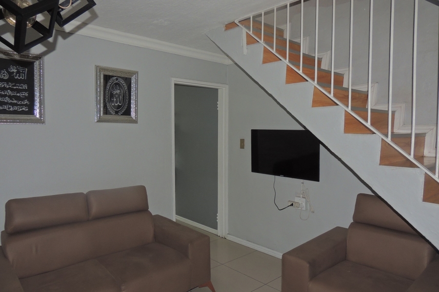 2 Bedroom Property for Sale in Woodlands Western Cape